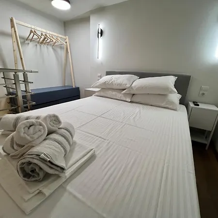 Averof Loft דירה